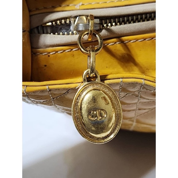 Authentic Christian Dior Cannage Lady Dior Patent Leather Tote Bag - Picture 12 of 15